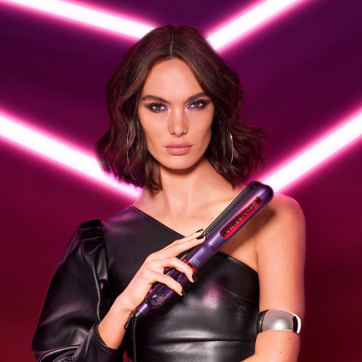 Piastra a vapore con Ceramic Diamond & Keratin Cyber Glam